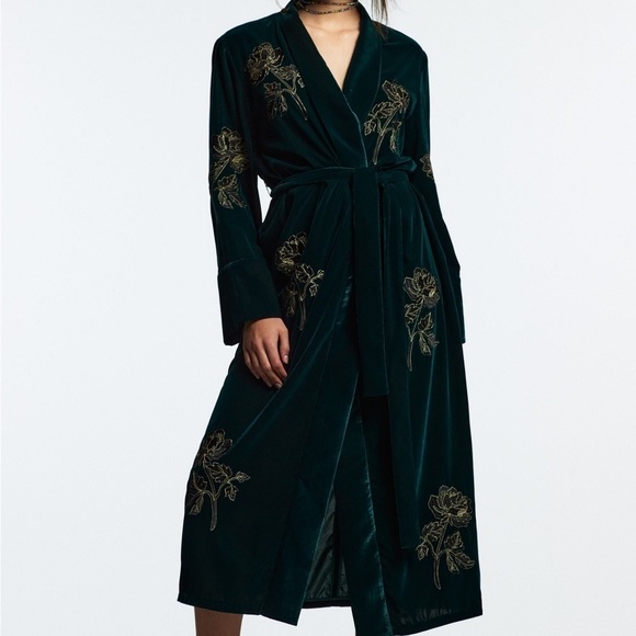 NWT ZARA EMBROIDERED DRESS LIMITED EDITION - Picture 7 of 7